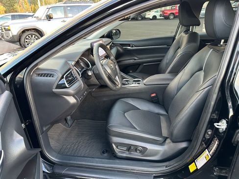 Certified 2022 Toyota Camry XLE image 14