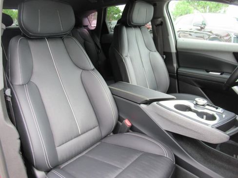 Certified 2025 Cadillac Optiq Sport 2 w/ LPO, Floor Liner Package AWD/4WD image 10