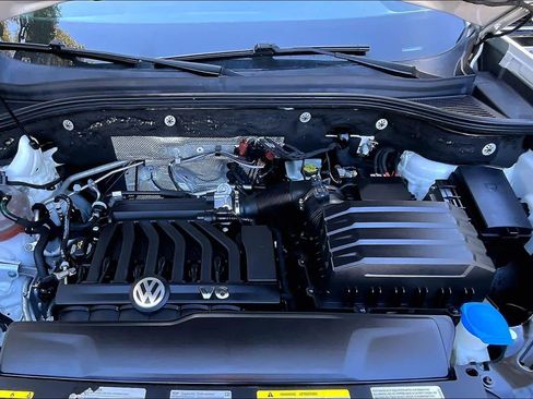 Used 2021 Volkswagen Atlas SEL Premium w/ MDO Package (Bench Seat) image 30