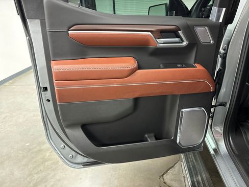 New 2026 GMC Sierra 1500 Denali Ultimate w/ LPO, Black Badging Package AWD/4WD image 30