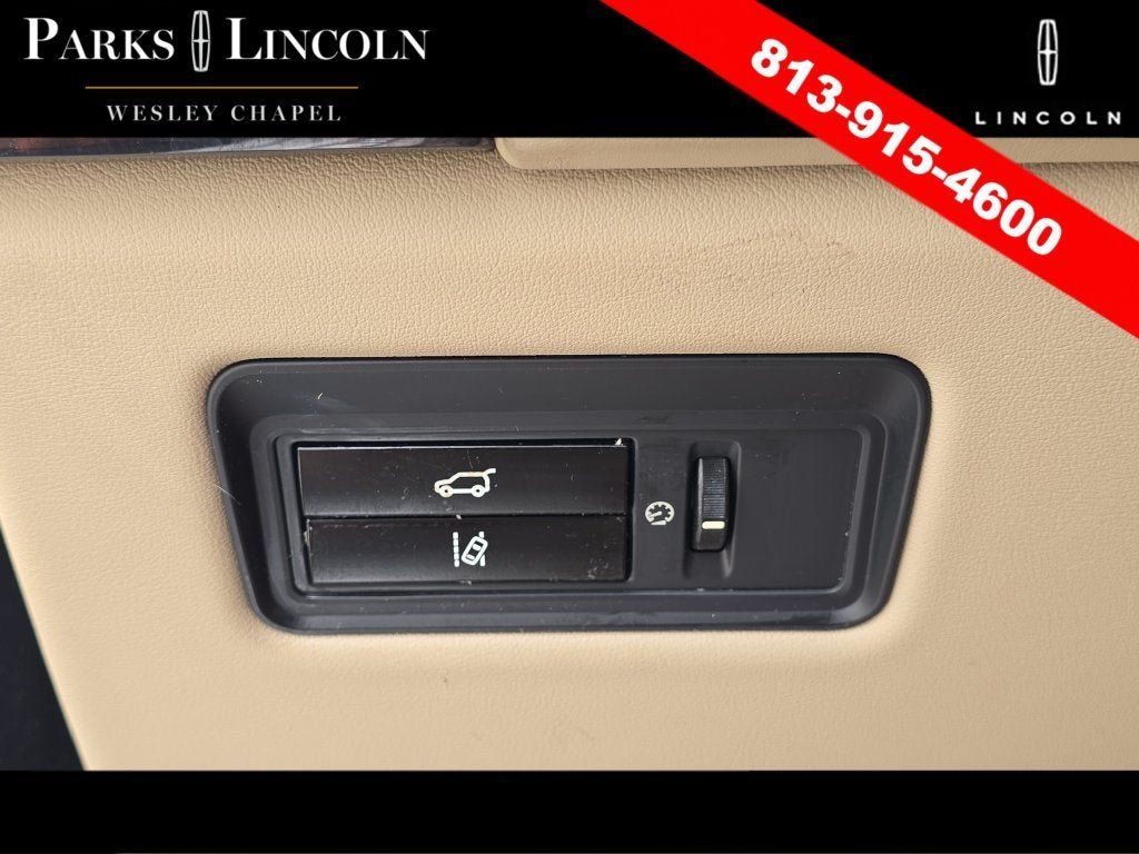 Used 2015 Land Rover Range Rover Long Wheelbase Supercharged AWD/4WD image 30