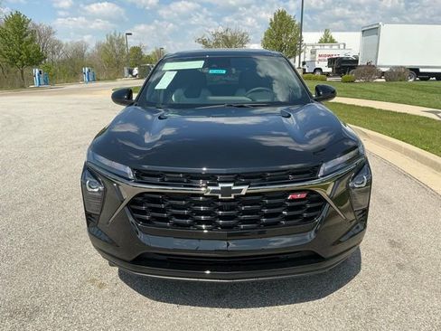 New 2026 Chevrolet Trax RS w/ Driver Confidence Package FWD image 8