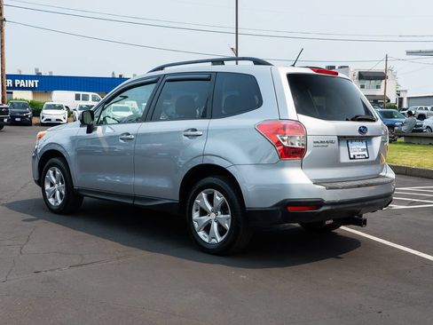 Used 2014 Subaru Forester 2.5i Premium w/ Popular Package #2 AWD/4WD image 3