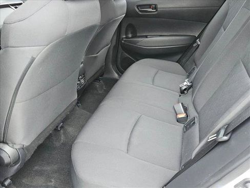 Used 2025 Toyota Corolla Cross LE FWD image 17