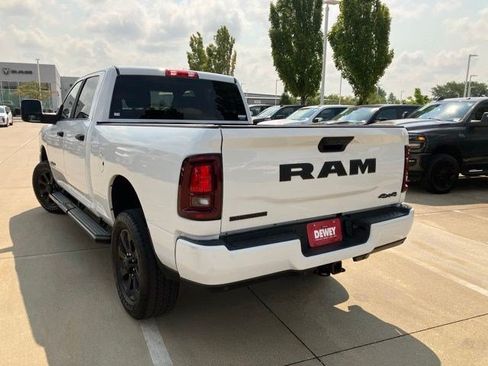 Certified 2025 RAM 2500 Big Horn AWD/4WD image 8