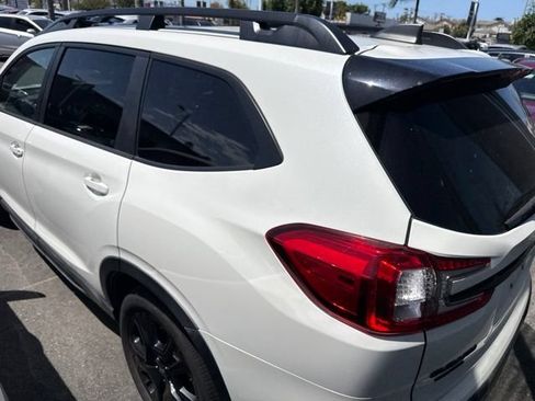 Used 2024 Subaru Ascent Onyx Edition Limited AWD/4WD image 9