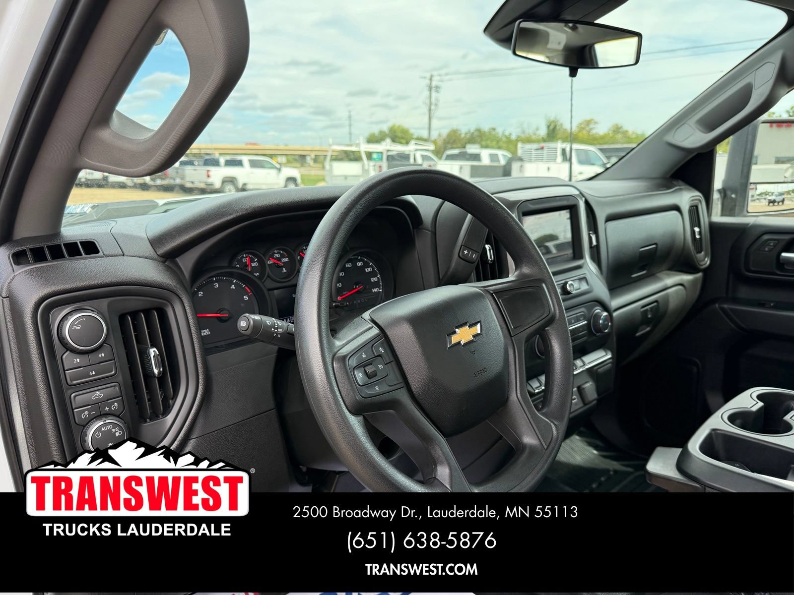 Used 2026 Chevrolet Silverado 3500 W/T AWD/4WD image 4
