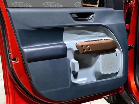Certified 2023 Ford Maverick Lariat w/ Lariat Luxury Package AWD/4WD image 15