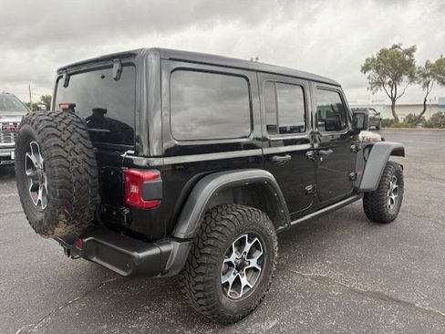 Used 2021 Jeep Wrangler Unlimited Rubicon AWD/4WD image 5
