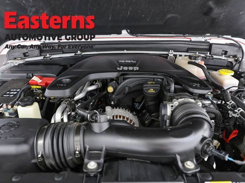 Used 2020 Jeep Wrangler Unlimited Rubicon AWD/4WD image 7