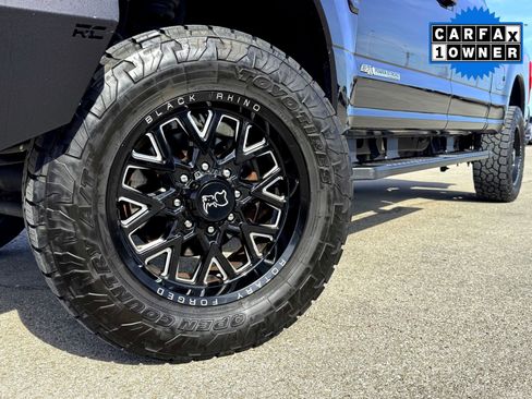 Used 2019 Ford F250 Lariat w/ Lariat Ultimate Package image 2