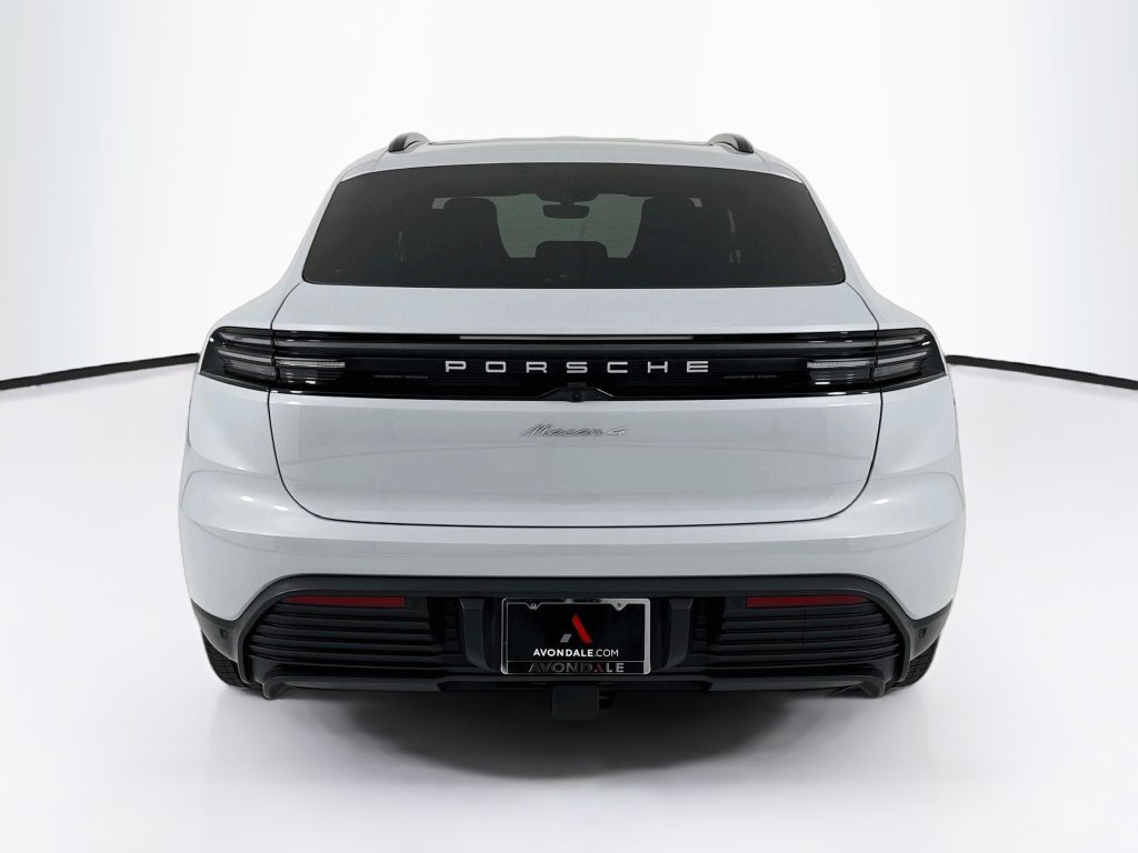 Certified 2024 Porsche Macan 4 Electric AWD/4WD image 10