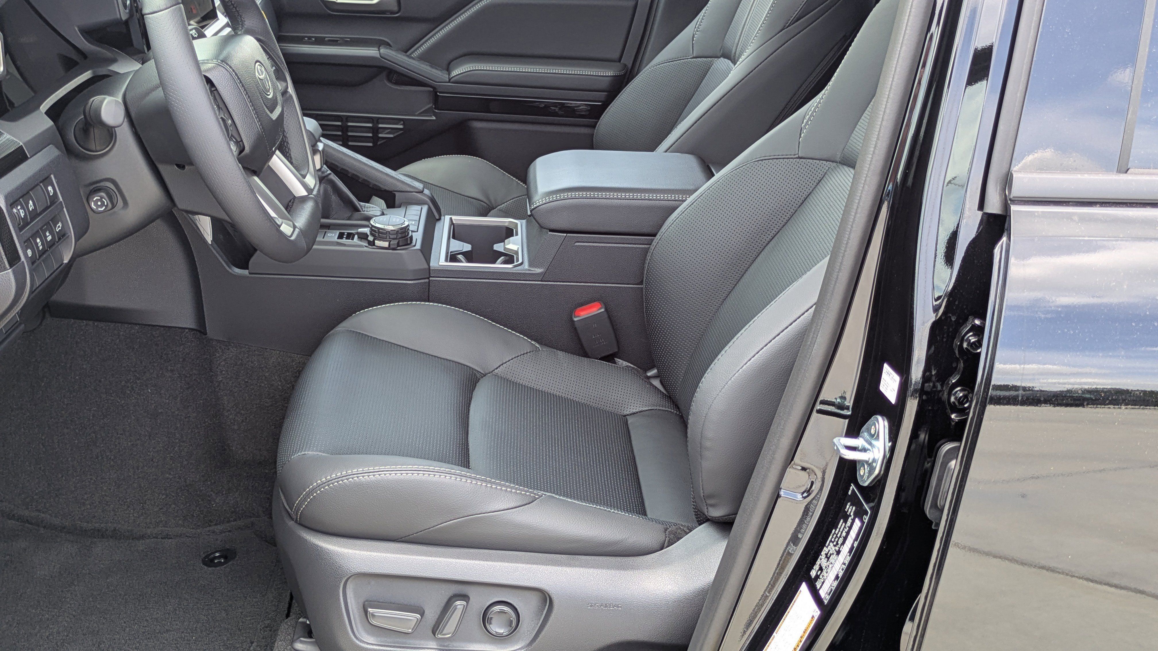 New 2026 Toyota 4Runner Limited AWD/4WD image 10