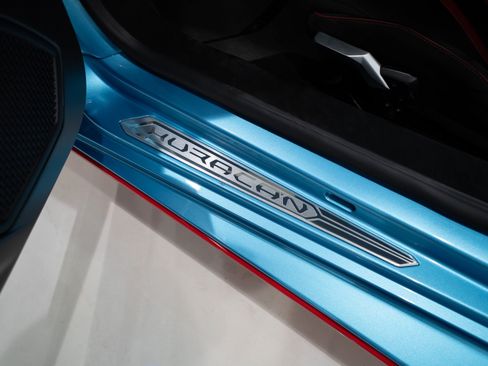 Used 2023 Lamborghini Huracan STO RWD image 8