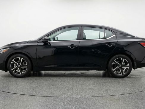 Used 2025 Nissan Sentra SV image 5