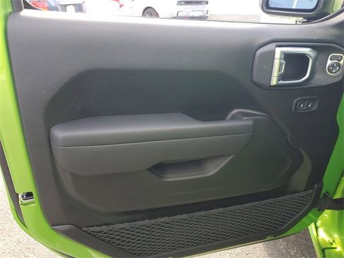 New 2026 Jeep Gladiator Sport image 19