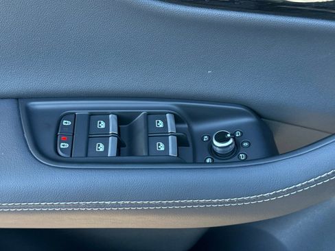 Used 2025 Audi Q7 3.0T Premium Plus image 19