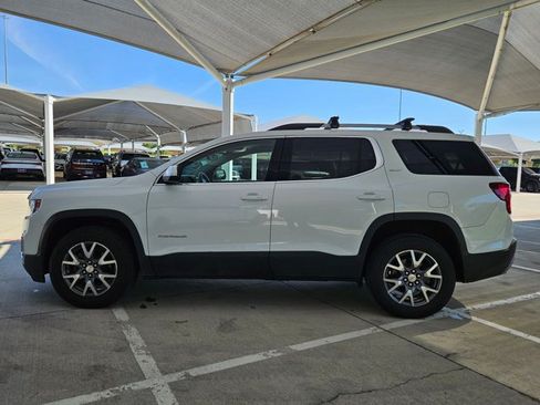 Used 2023 GMC Acadia SLT AWD/4WD image 8