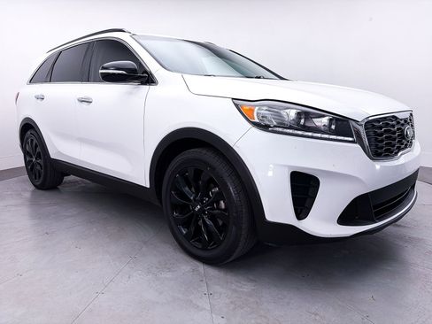 Used 2019 Kia Sorento S FWD image 9