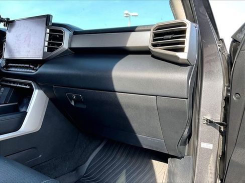 Used 2022 Toyota Tundra Limited w/ TRD Off-Road Package image 13