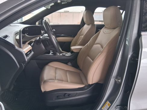 Used 2024 Cadillac XT4 Luxury FWD image 19