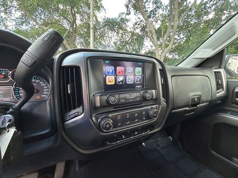 Used 2019 Chevrolet Silverado 1500 LT AWD/4WD image 11
