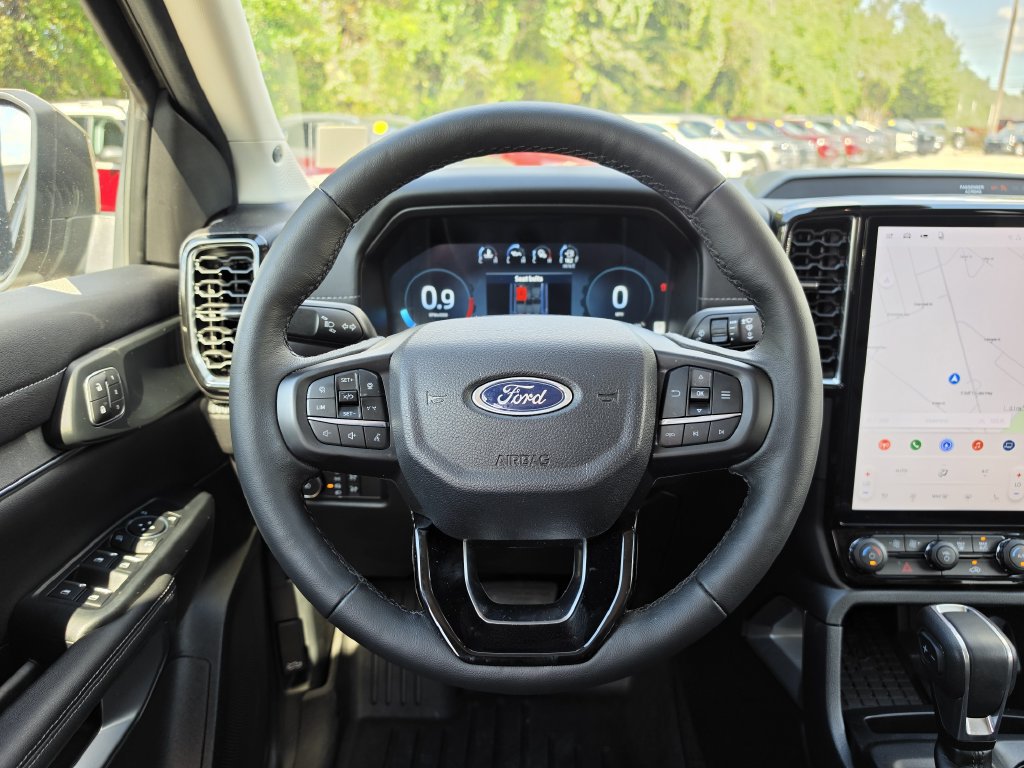 Used 2025 Ford Ranger Lariat w/ Trailer Tow Package AWD/4WD image 14