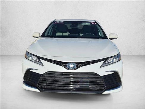 Certified 2021 Toyota Camry XLE image 2
