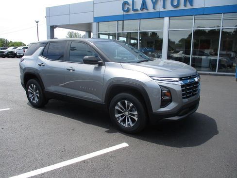 New 2026 Chevrolet Equinox LT w/ Convenience Package II image 9