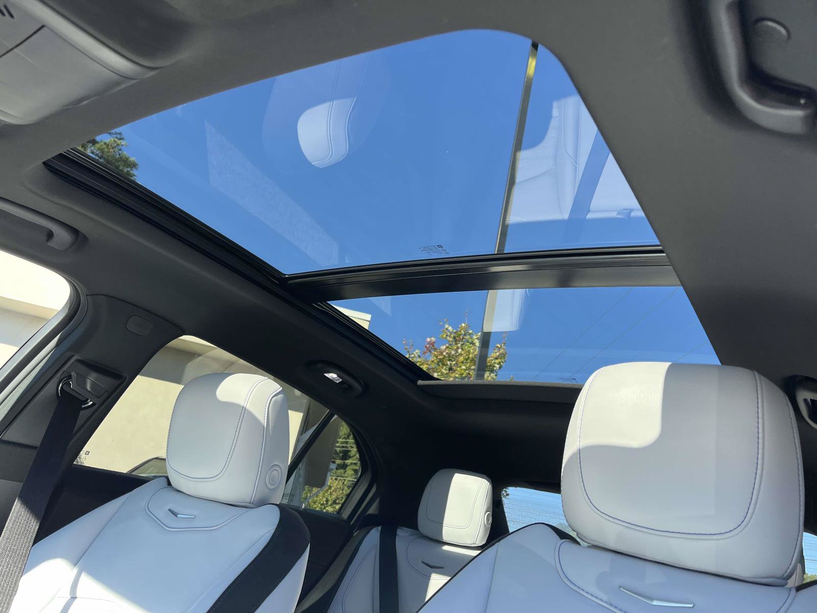 Used 2024 Cadillac XT4 Sport FWD image 20