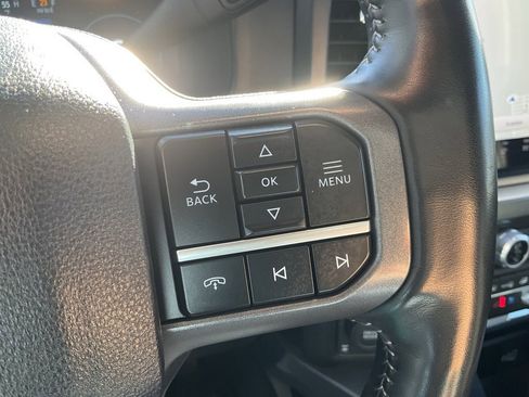 Used 2024 Ford F250 Lariat w/ Sport Appearance Package image 7