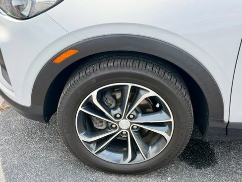 Used 2021 Buick Encore GX Select w/ Advanced Technology Package FWD image 32