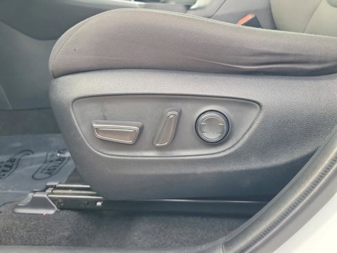 Used 2024 Toyota RAV4 XLE image 15