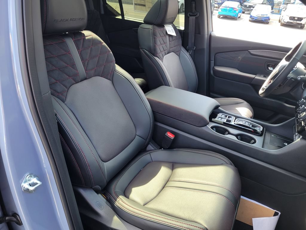 New 2026 Honda Pilot Black Edition image 43