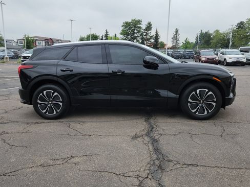 Used 2024 Chevrolet Blazer EV LT AWD/4WD image 10
