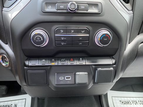 Used 2024 Chevrolet Silverado 1500 Custom AWD/4WD image 28