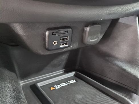 Used 2023 Chevrolet Traverse RS AWD/4WD image 11