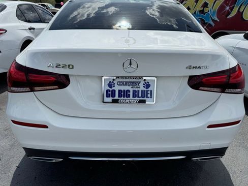 Used 2022 Mercedes-Benz A 220 4MATIC image 6