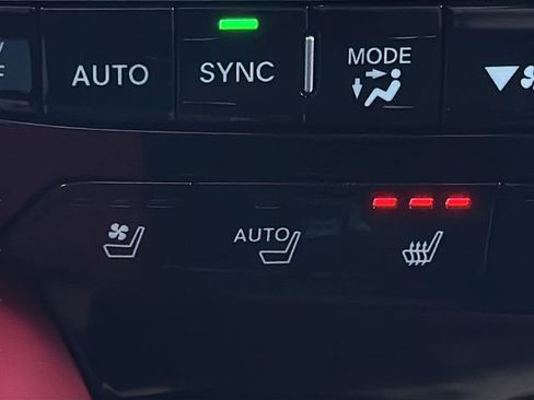 Used 2024 Acura MDX A-Spec image 34