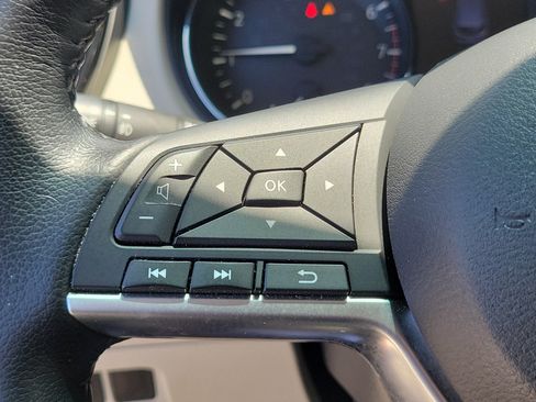 Used 2021 Nissan Rogue Sport SL w/ Premium Package FWD image 25