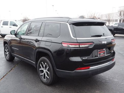 Used 2024 Jeep Grand Cherokee L Limited w/ Luxury Tech Group II image 7