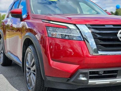 Certified 2022 Nissan Pathfinder SL w/ SL Premium Package image 9