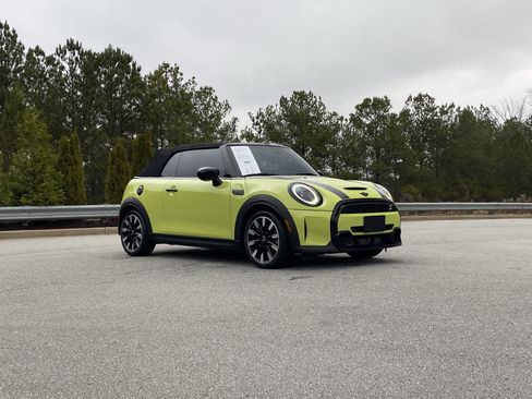 Certified 2024 MINI Cooper S image 44