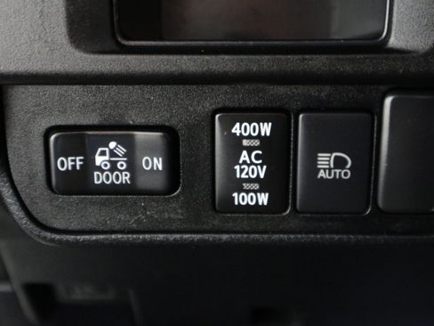 Used 2019 Toyota Tacoma TRD Pro AWD/4WD image 33