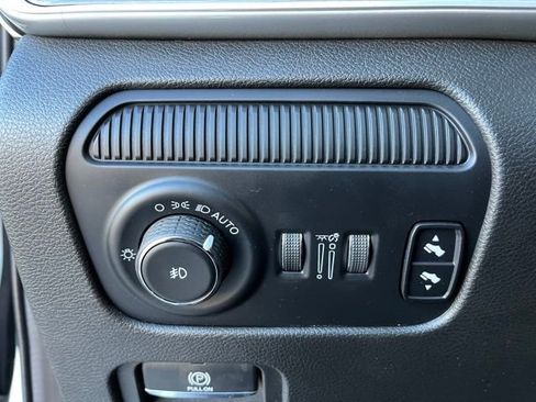 Used 2022 Jeep Wagoneer Series II w/ Premium Group I image 29