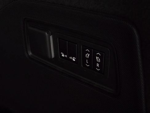 Used 2023 Cadillac Escalade V image 30