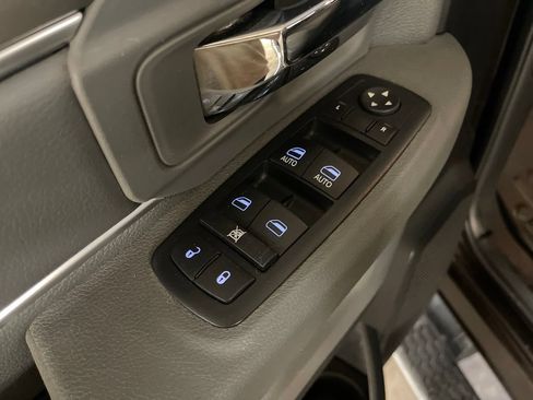 Used 2016 RAM 2500 Big Horn AWD/4WD image 16