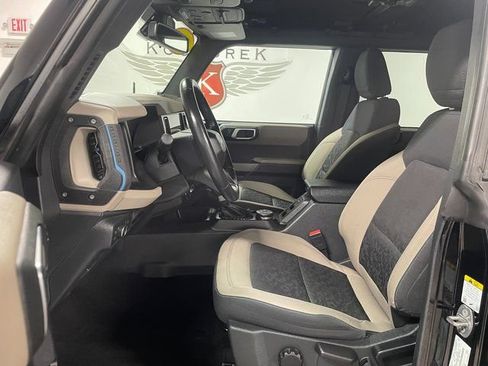 Used 2022 Ford Bronco Wildtrak AWD/4WD image 11