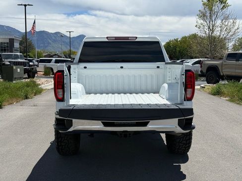 Used 2023 GMC Sierra 1500 SLE AWD/4WD image 12