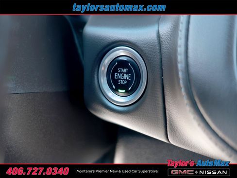 Used 2021 Chevrolet Tahoe Z71 w/ Luxury Package AWD/4WD image 34